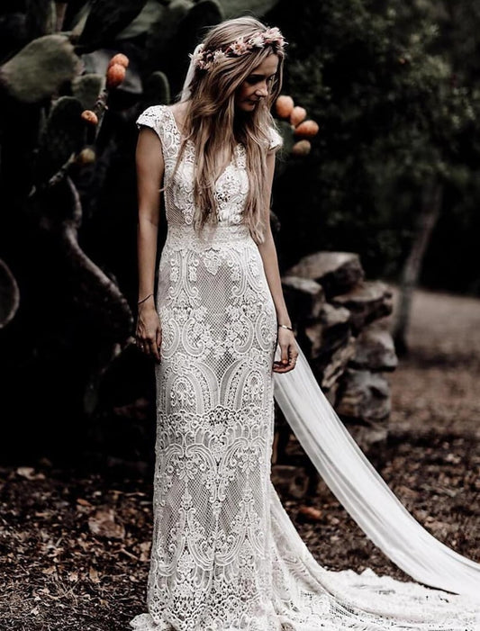 Beach Boho Wedding Dresses Court Train Mermaid / Trumpet Sleeveless V Neck Lace With Appliques Solid Color