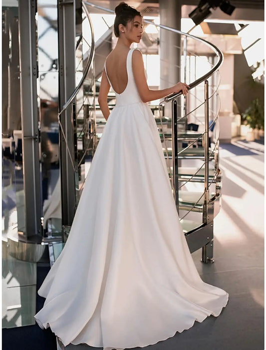 Casual Wedding Dresses Court Train Princess Sleeveless Square Italy Satin With Beading Solid Color