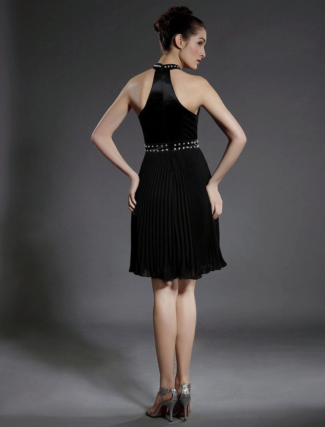 Ball Gown Little Black Dress Dress Holiday Knee Length Sleeveless High Neck Chiffon with Pleats Beading