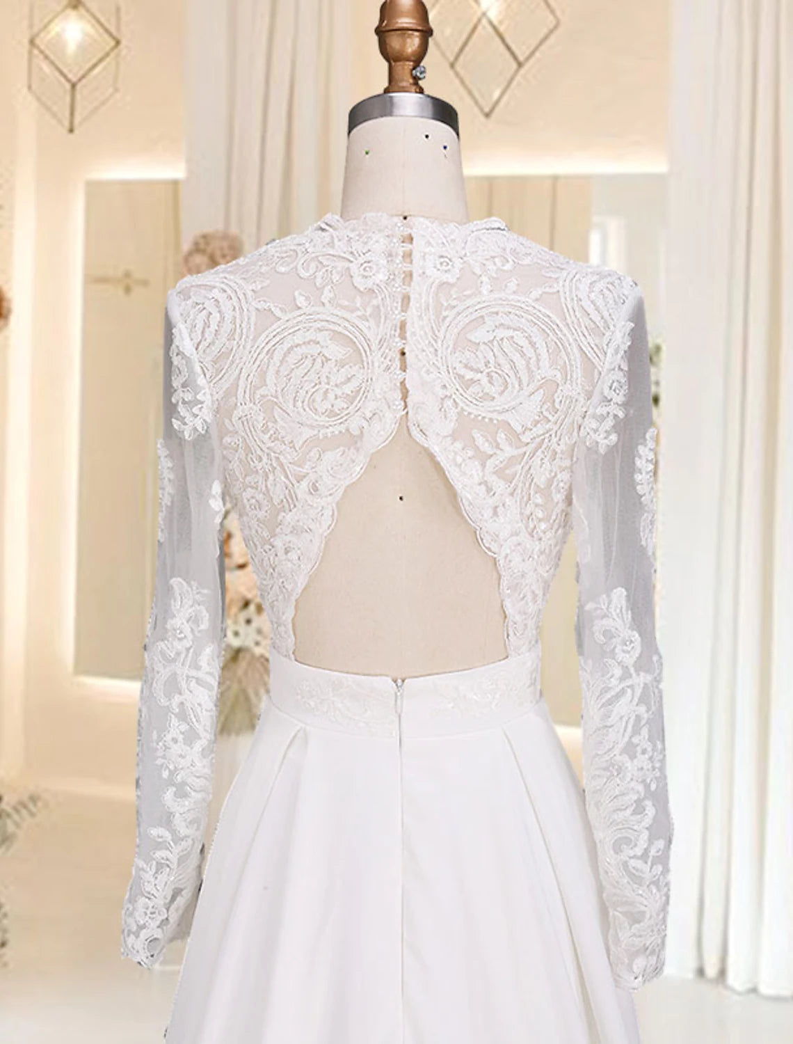 Beach Open Back Wedding Dresses Court Train A-Line Long Sleeve V Neck Satin With Appliques